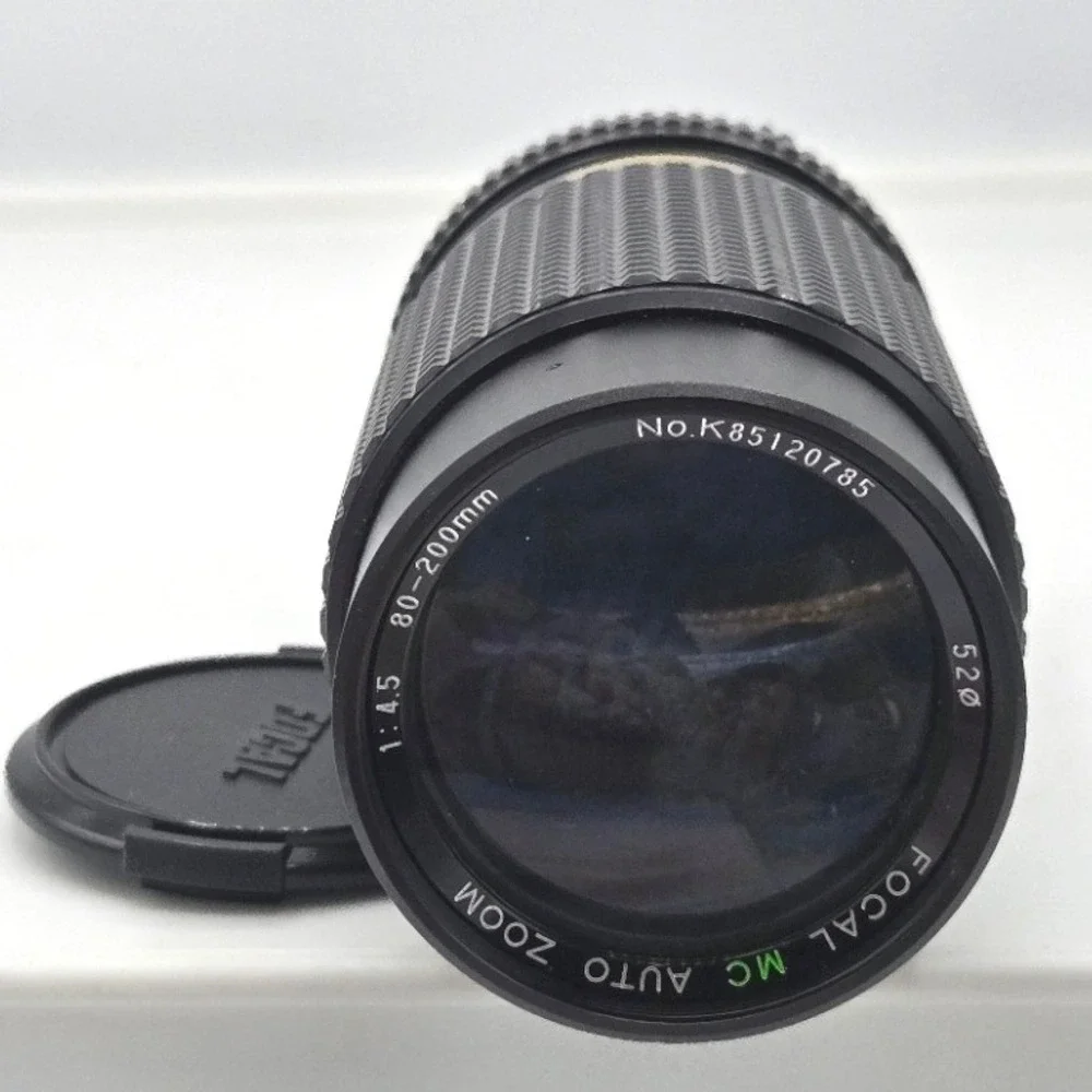 Focal 80-200mm f/4.5 One Touch‎ Macro Focus Zoom Lens for Minolta MD Mount